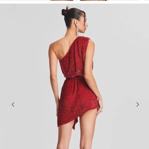RETROFETE RED SPARKLE ONE SHOULDER DRESS - Picture 2 of 10